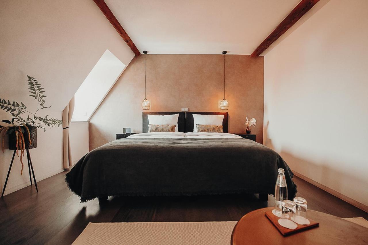 Hotel Freihof พริคเซนชตัดท์ ภายนอก รูปภาพ